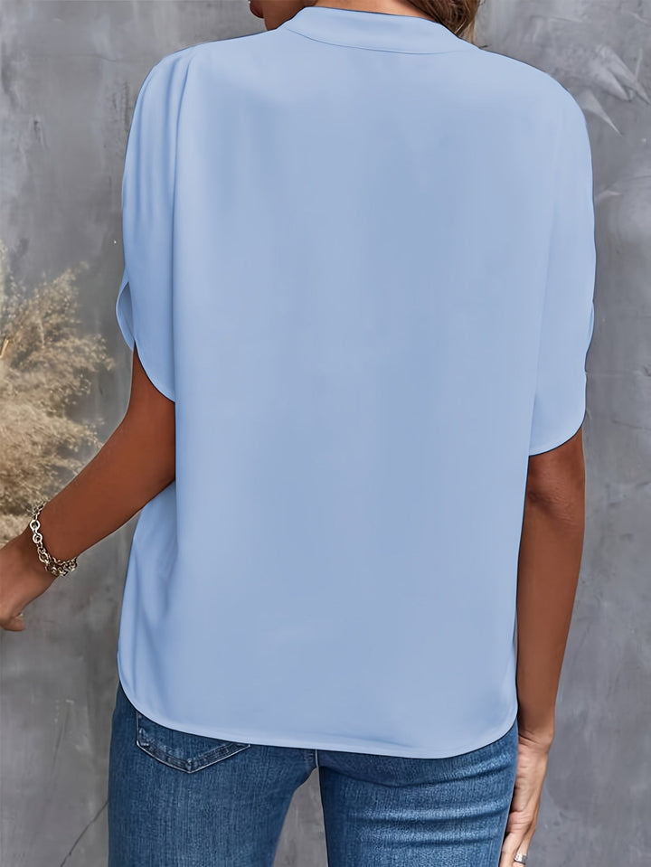 Milan - Klasická blúzka s výstrihom do V