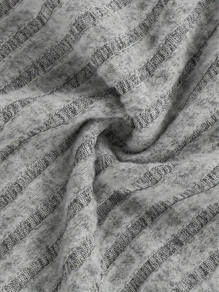 KAIA LEŽÉRNY ÚPLETOVÝ TRIČKO S DLHÝM RUKÁVOM 